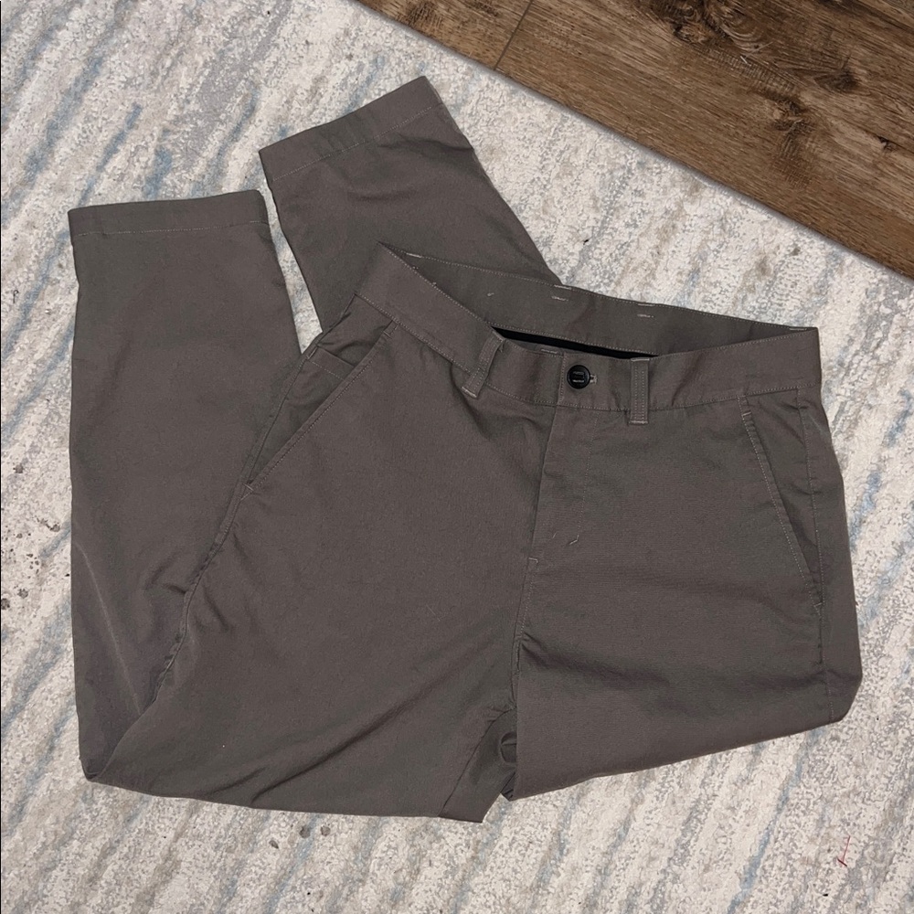 Lululemon ABC 5 Pocket Slim Fit Pants size 30 brown/tan